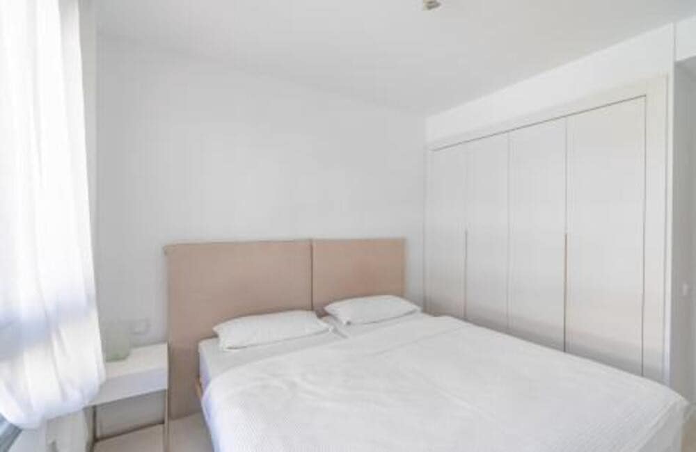 4 camera da letto Appartamento da affittare in Estepona con piscina garage - 3.400 € (Rif: 9361778)