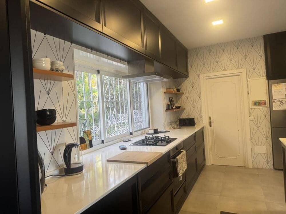 4 sypialnia Willa na sprzedaż w Marbella z basenem garażem - 980 000 € (Ref: 9366026)