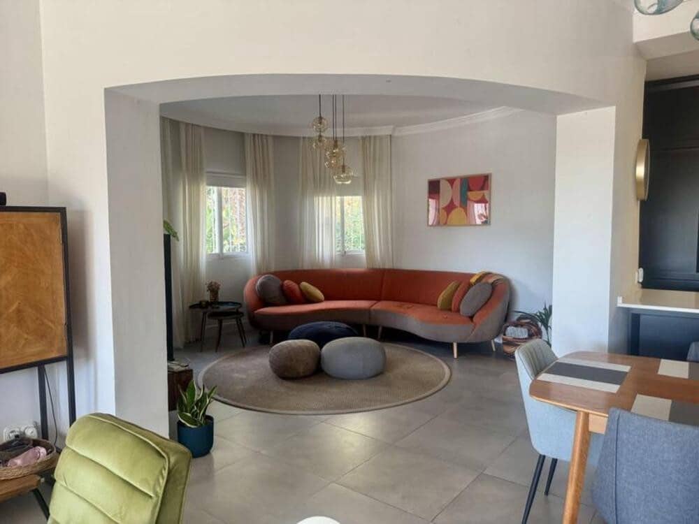 4 sypialnia Willa na sprzedaż w Marbella z basenem garażem - 980 000 € (Ref: 9366026)