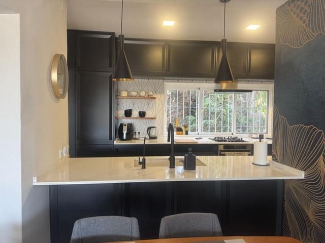 4 sypialnia Willa na sprzedaż w Bello Horizonte - Lindasol, Marbella z basenem garażem - 980 000 € (Ref: 9366026)