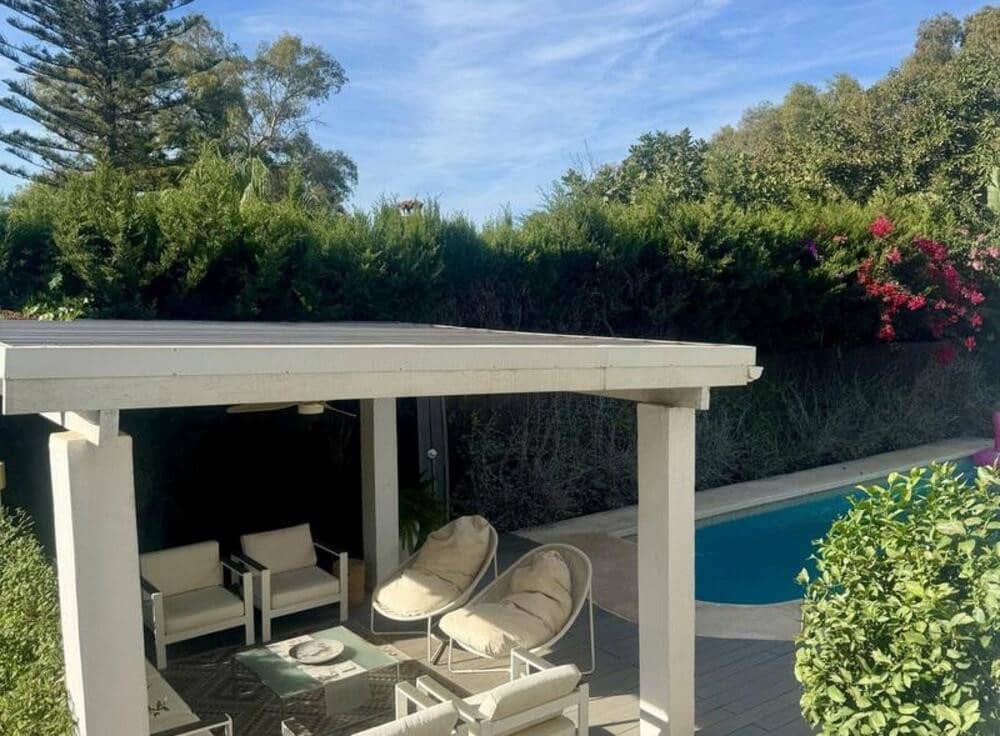 4 sypialnia Willa na sprzedaż w Marbella z basenem garażem - 980 000 € (Ref: 9366026)