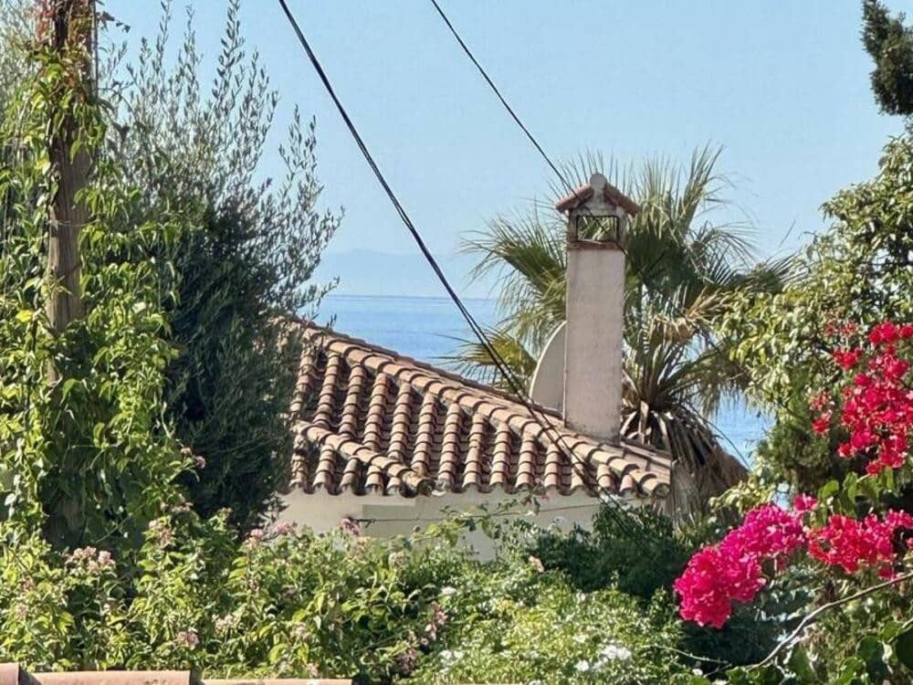 4 sypialnia Willa na sprzedaż w Marbella z basenem garażem - 980 000 € (Ref: 9366026)