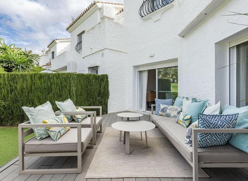 3 sypialnia Dom do wynajęcia w Marbella z basenem garażem - 3 200 € (Ref: 9366029)