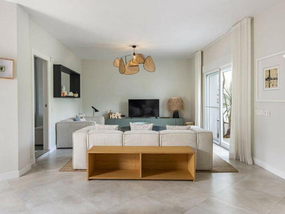 3 sypialnia Dom do wynajęcia w Marbella z basenem garażem - 3 200 € (Ref: 9366029)