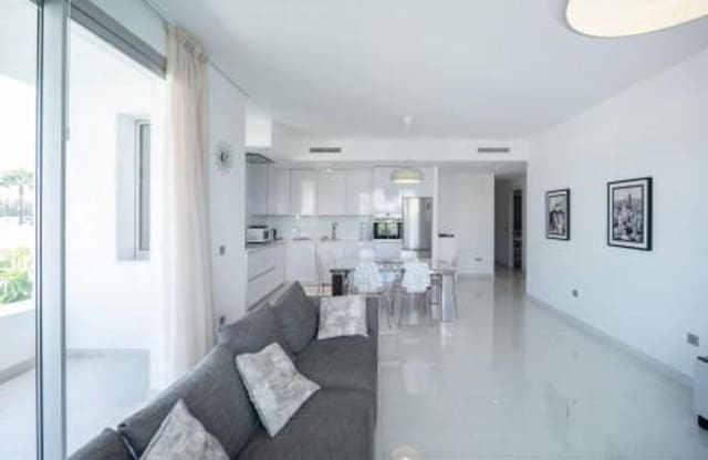 Penthouse de 3 chambres à louer à Cancelada, Estepona avec piscine garage - 3 300 € (Ref: 9374695)
