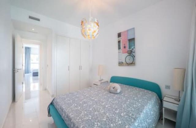 Penthouse de 3 chambres à louer à Cancelada, Estepona avec piscine garage - 3 300 € (Ref: 9374695)