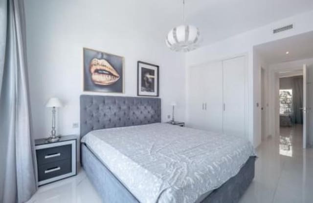 Penthouse de 3 chambres à louer à Cancelada, Estepona avec piscine garage - 3 300 € (Ref: 9374695)