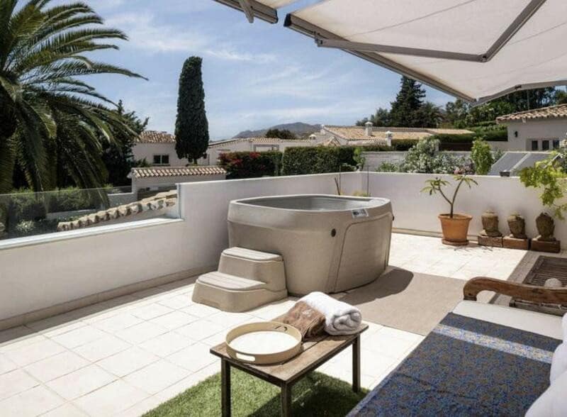 3 camera da letto Villa in vendita in La Quinta con piscina garage - 2.250.000 € (Rif: 9374696)