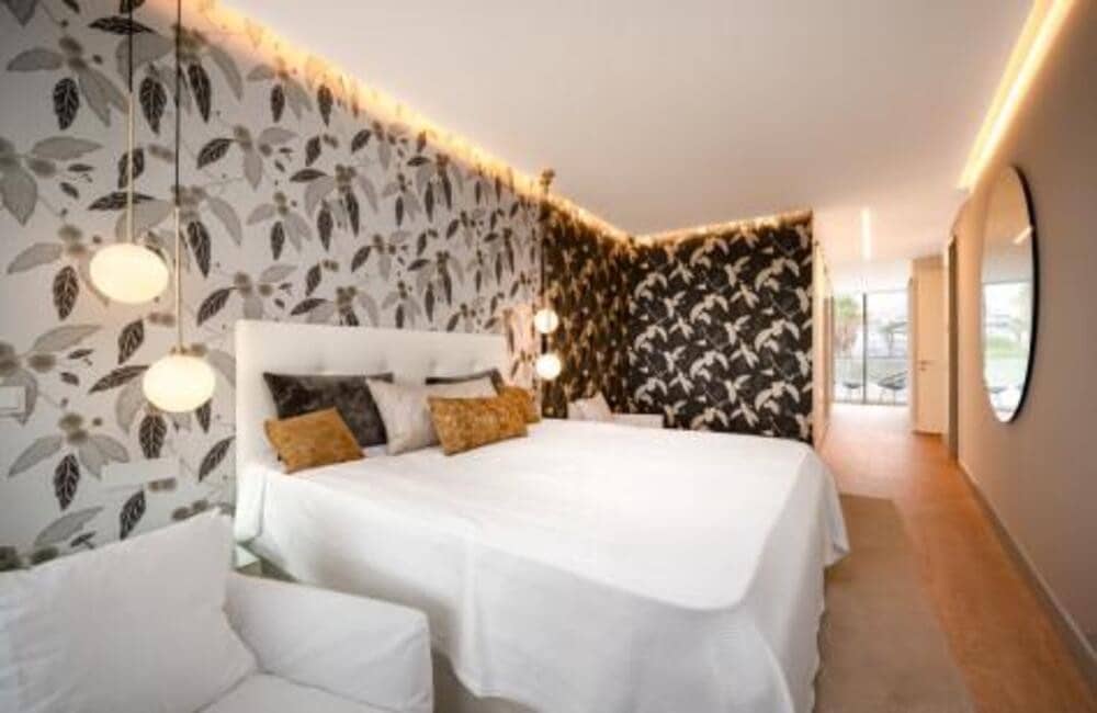 4 soveværelse Lejlighed til salg i Estepona med swimmingpool garage - € 1.490.000 (Ref: 9378558)