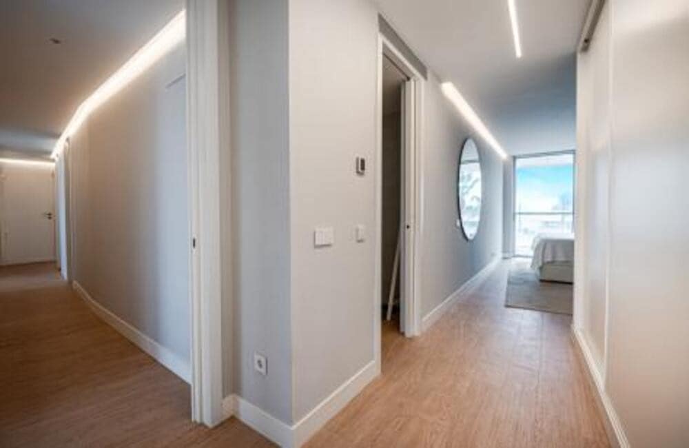 4 soveværelse Lejlighed til salg i Estepona med swimmingpool garage - € 1.490.000 (Ref: 9378558)