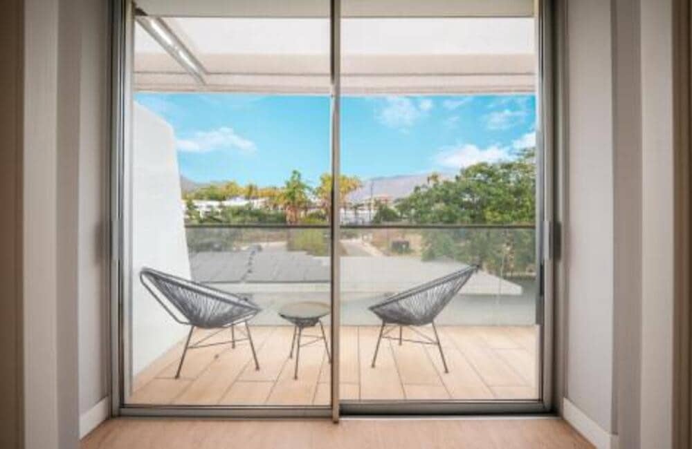 4 soveværelse Lejlighed til salg i Estepona med swimmingpool garage - € 1.490.000 (Ref: 9378558)