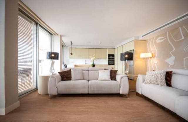 4 soveværelse Lejlighed til salg i Guadalobón, Estepona med swimmingpool garage - € 1.490.000 (Ref: 9378558)