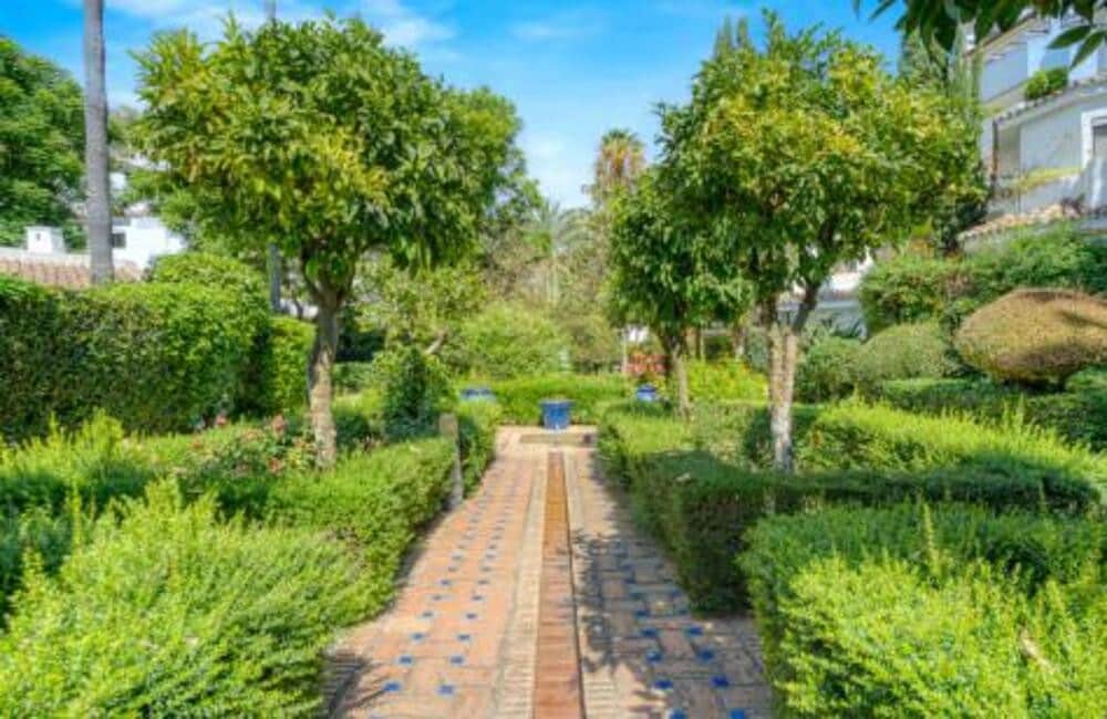 2 soveværelse Lejlighed til salg i Marbella - € 585.000 (Ref: 9382263)