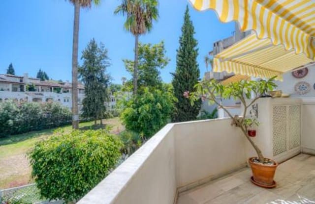 3 quarto Apartamento para venda em Real de Zaragoza, Marbella com piscina garagem - 585 000 € (Ref: 9382263)