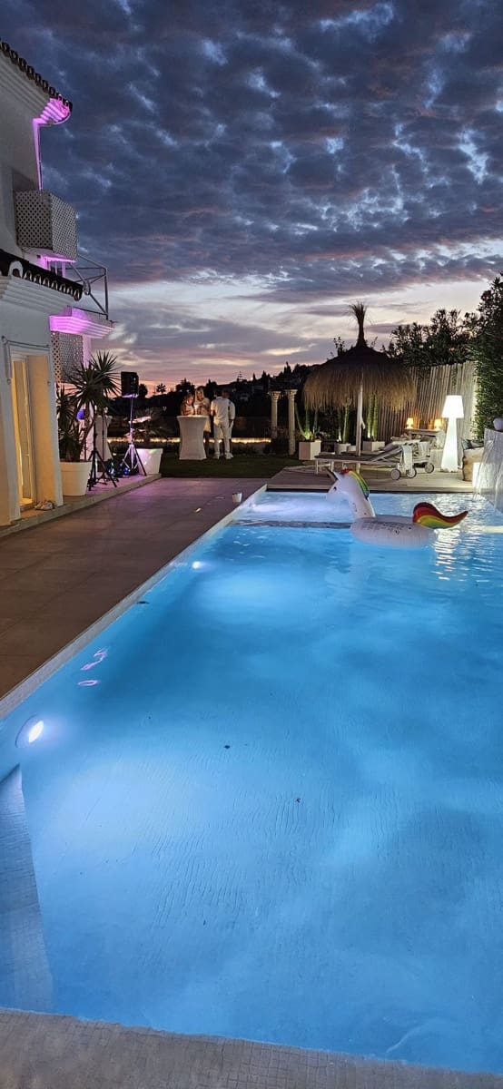 3 soverom Villa til salgs i Mijas Costa med svømmebasseng garasje - € 1 730 000 (Ref: 9382264)