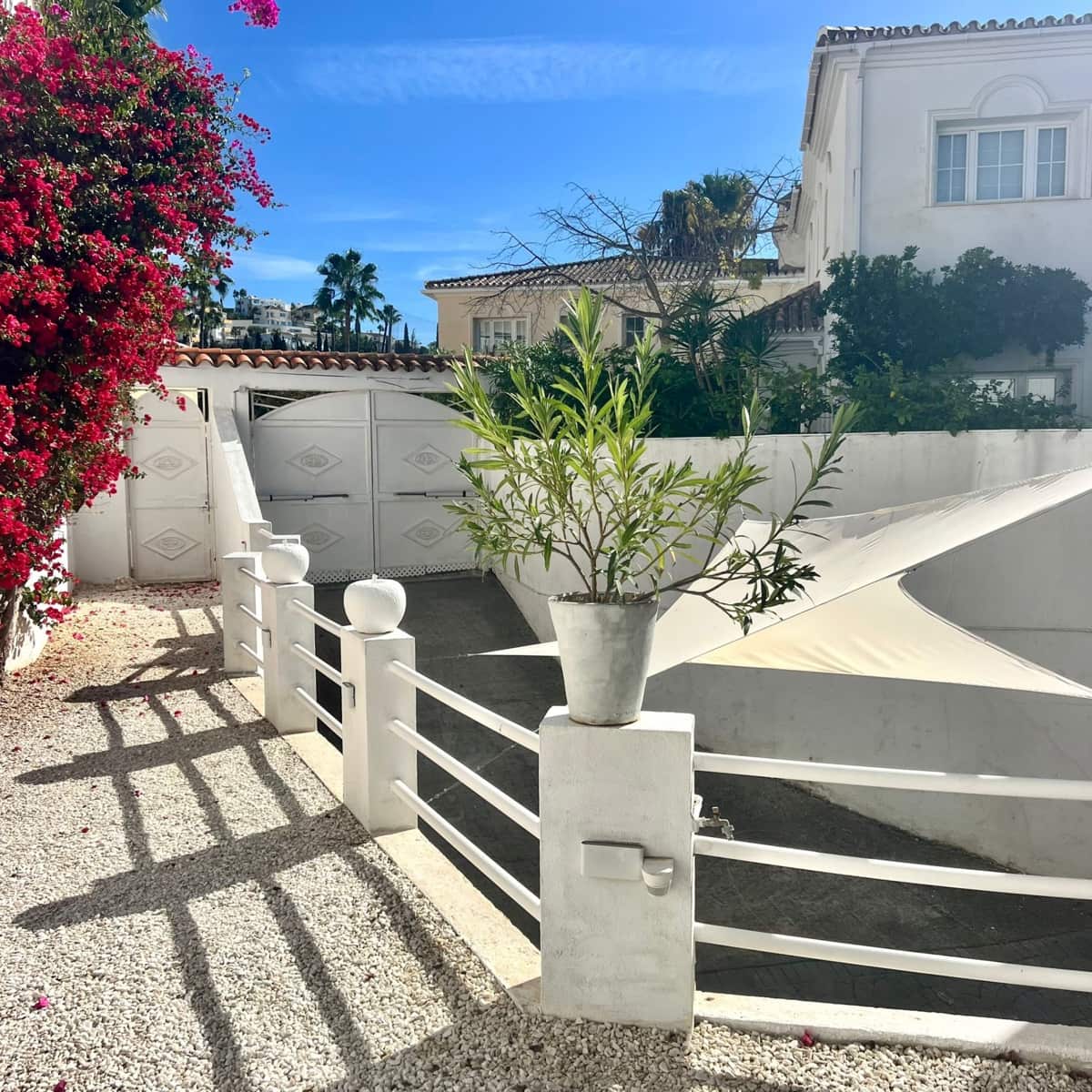 3 soverom Villa til salgs i Mijas Costa med svømmebasseng garasje - € 1 730 000 (Ref: 9382264)