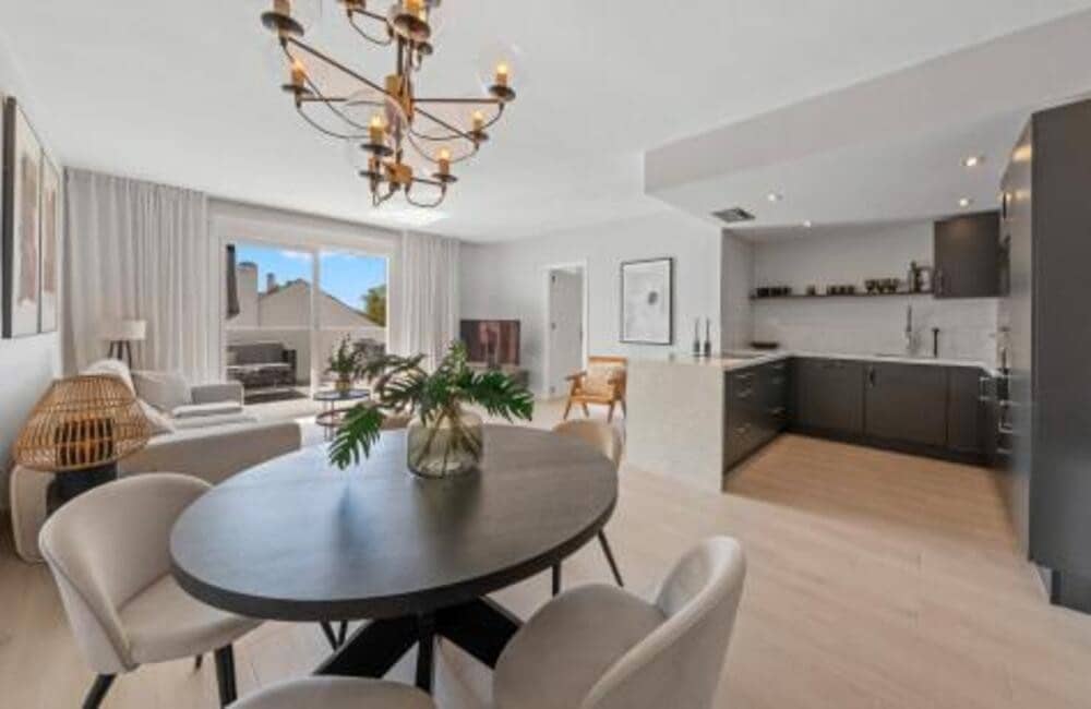 3 soverom Leilighet til salgs i Marbella med svømmebasseng garasje - € 680 000 (Ref: 9382266)