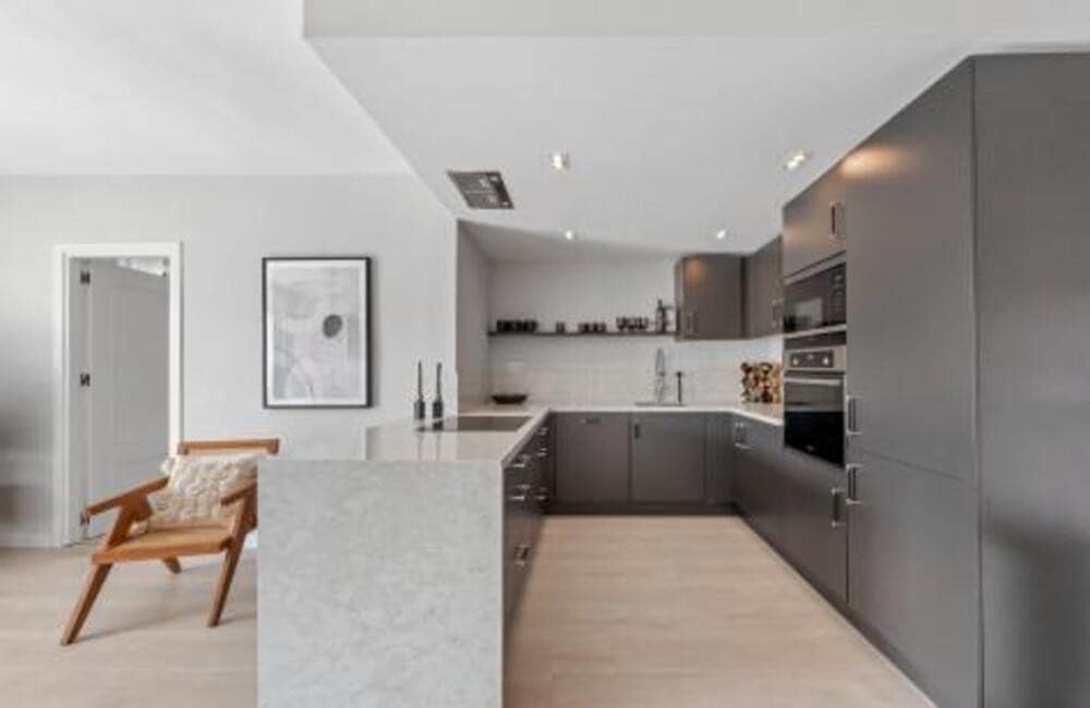 3 soverom Leilighet til salgs i Marbella med svømmebasseng garasje - € 680 000 (Ref: 9382266)