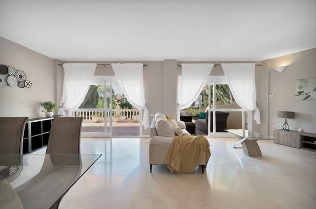 4 camera da letto Appartamento in vendita in Mijas Costa, Mijas con piscina garage - 379.000 € (Rif: 9382267)