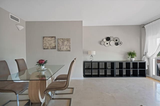 4 camera da letto Appartamento in vendita in Mijas Costa, Mijas con piscina garage - 379.000 € (Rif: 9382267)