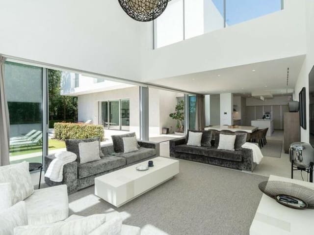 5 slaapkamer Villa te huur in Los Flamingos, Benahavís met zwembad garage - € 12.000 (Ref: 9384955)