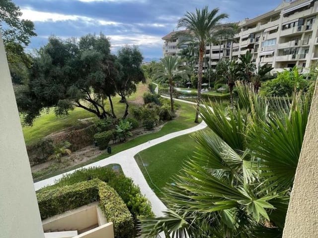 3 bedroom Penthouse for rent in Guadalmina Alta, Marbella with pool garage - € 2,950 (Ref: 9387036)