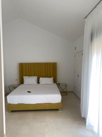 3 bedroom Penthouse for rent in Guadalmina Alta, Marbella with pool garage - € 2,950 (Ref: 9387036)