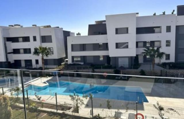 Appartement de 2 chambres à louer à La Concha - Resina Golf, Estepona avec piscine garage - 2 400 € (Ref: 9387039)