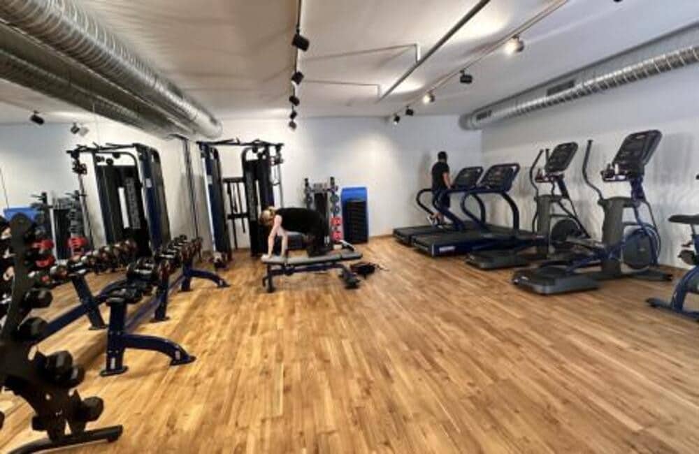 2 sypialnia Apartament do wynajęcia w New Golden Mile z basenem garażem - 2 400 € (Ref: 9387039)