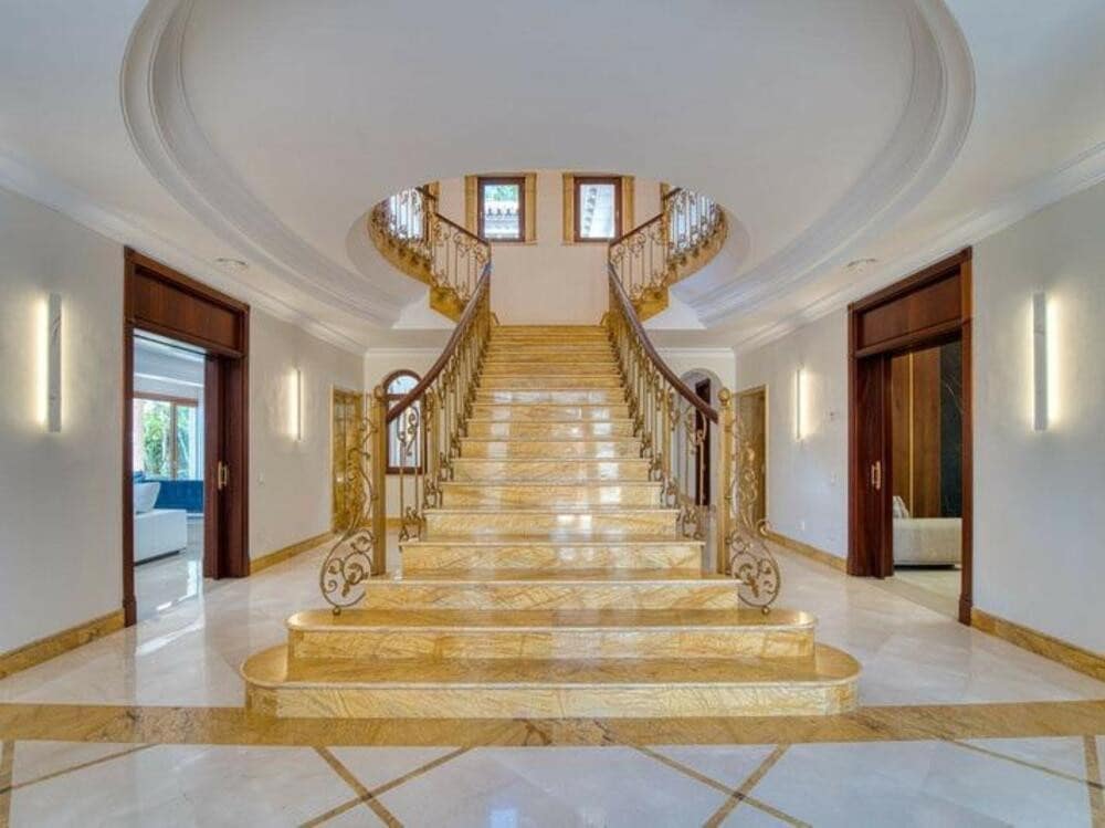 Villa/Maison de 6 chambres à louer à Marbella avec piscine garage - 45 000 € (Ref: 9387041)