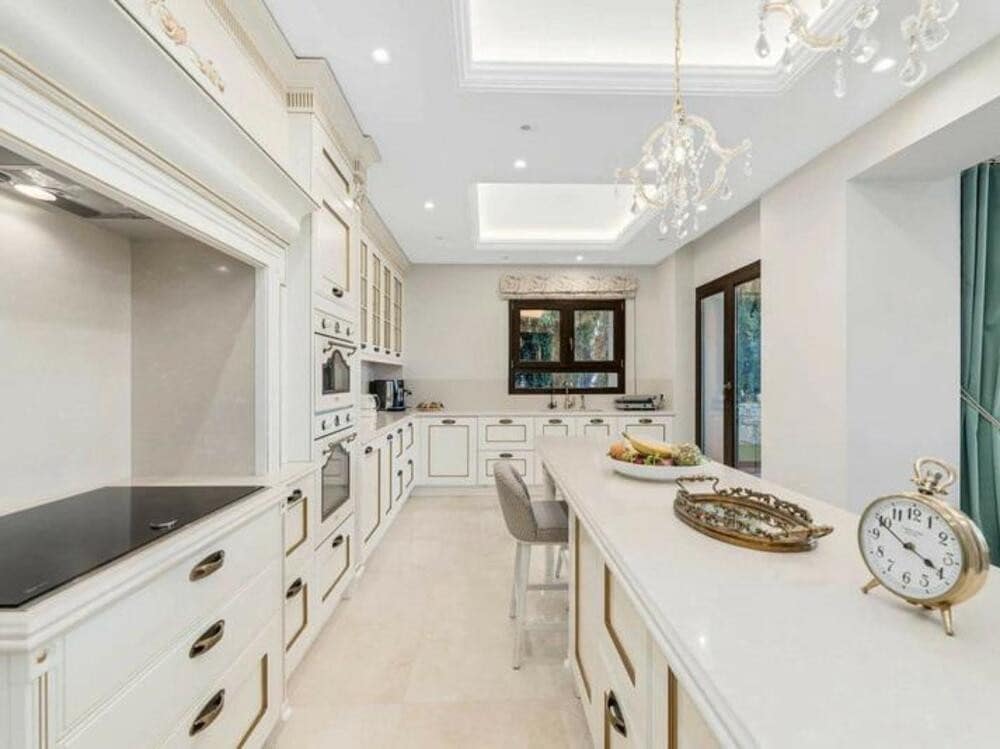 Chalet de 5 habitaciones en Benahavís en venta con piscina garaje - 1.595.000 € (Ref: 9390050)