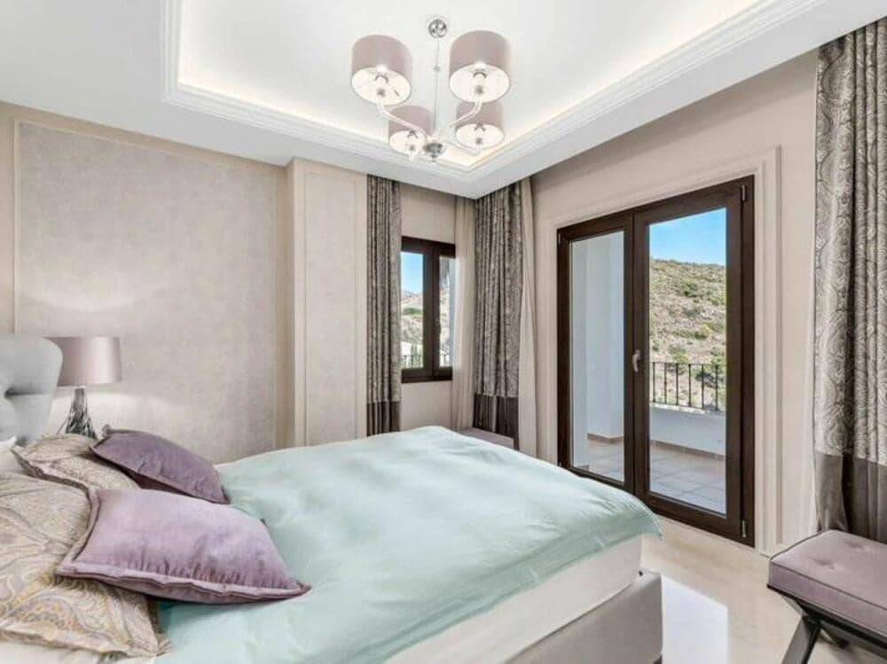 Chalet de 5 habitaciones en Benahavís en venta con piscina garaje - 1.595.000 € (Ref: 9390050)