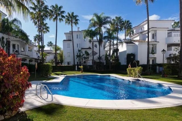 3 camera da letto Appartamento da affittare in La Dama de Noche - La Alzambra, Marbella con piscina garage - 3.000 € (Rif: 9390051)