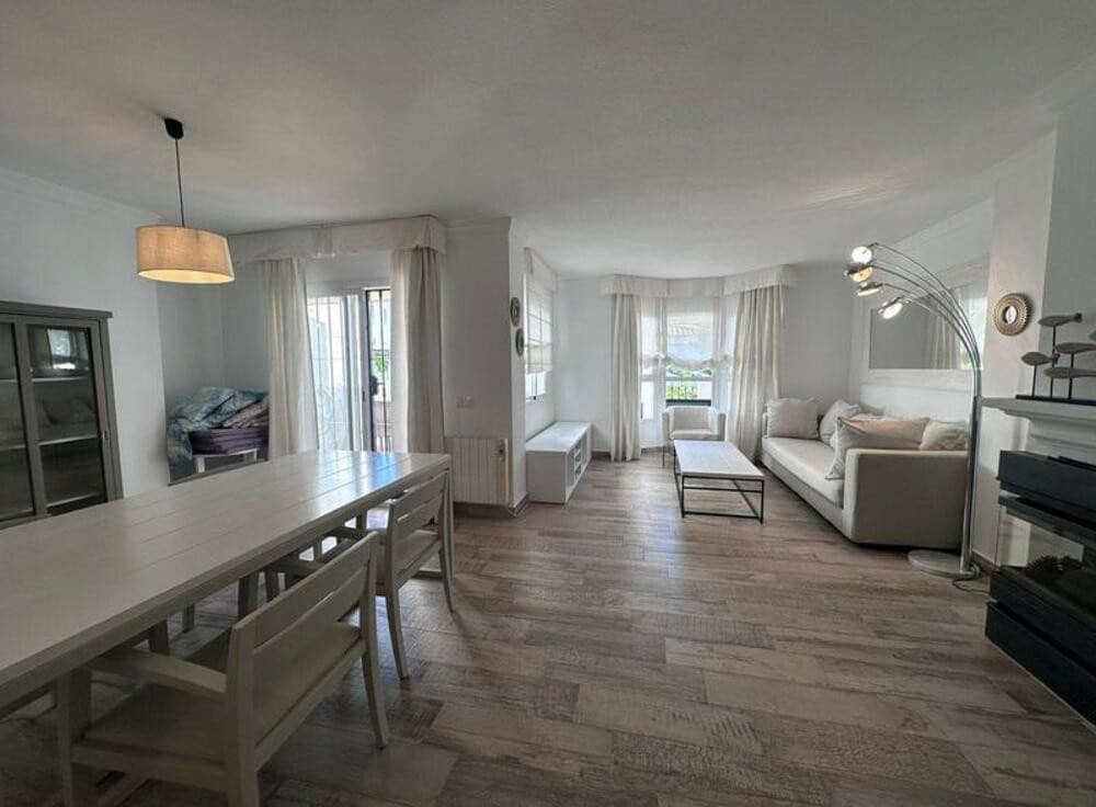 3 camera da letto Appartamento da affittare in Marbella con piscina garage - 3.000 € (Rif: 9390051)