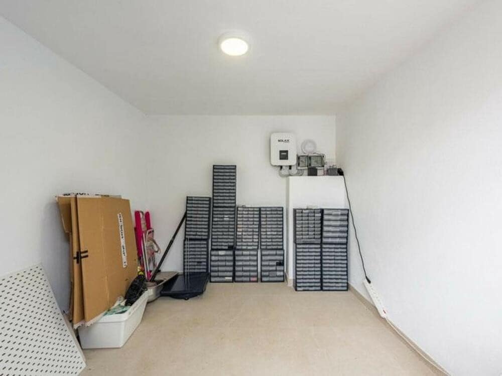 5 soveværelse Byhus til salg i Marbella med swimmingpool garage - € 750.000 (Ref: 9395547)