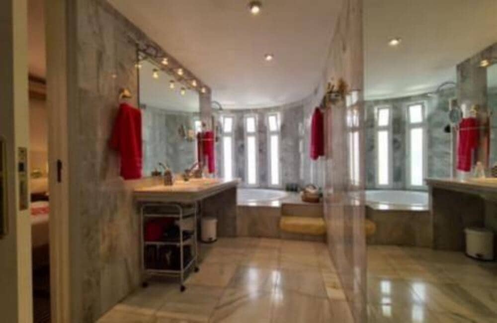 5 slaapkamer Appartement te huur in Golden Mile met zwembad garage - € 2.400 (Ref: 9395549)