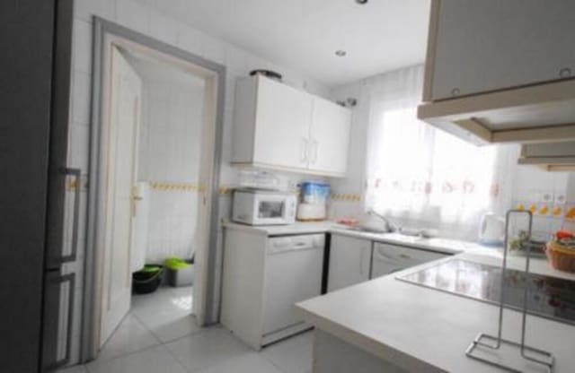 5 bedroom Apartment for rent in Nagüeles Alto, Marbella with pool garage - € 2,400 (Ref: 9395549)