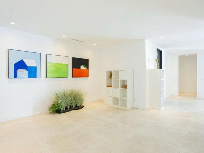 6 bedroom Villa for sale in La Quinta with pool garage - € 2,249,000 (Ref: 9395552)