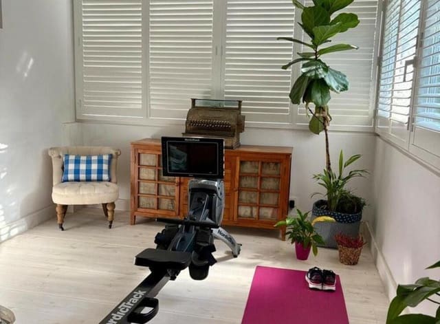 3 sypialnia Dom do wynajęcia w Romana Playa, Marbella z basenem garażem - 3 000 € (Ref: 9398020)