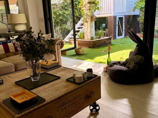 3 sypialnia Dom do wynajęcia w Romana Playa, Marbella z basenem garażem - 3 000 € (Ref: 9398020)