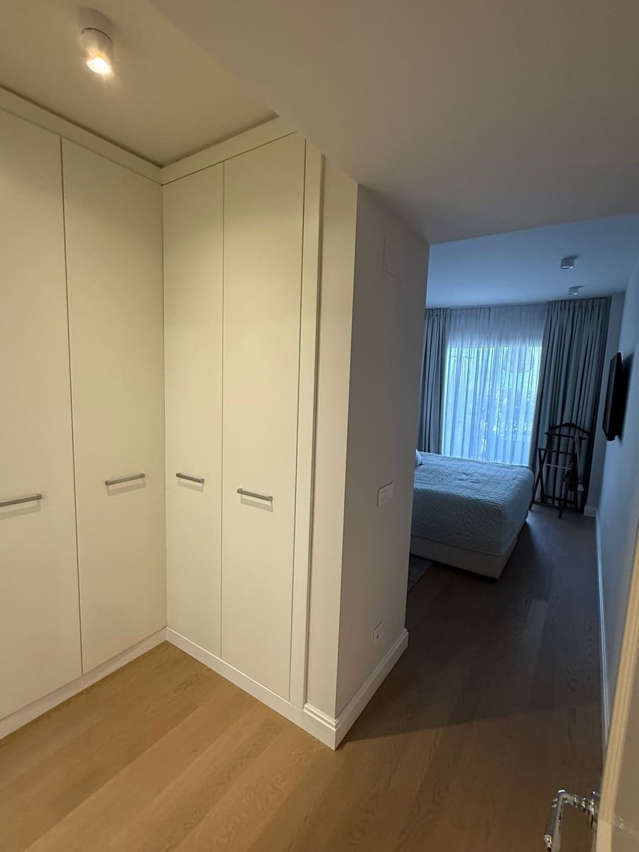 2 sovrum Lägenhet att hyra i Estepona med pool garage - 2 700 € (Ref: 9398021)