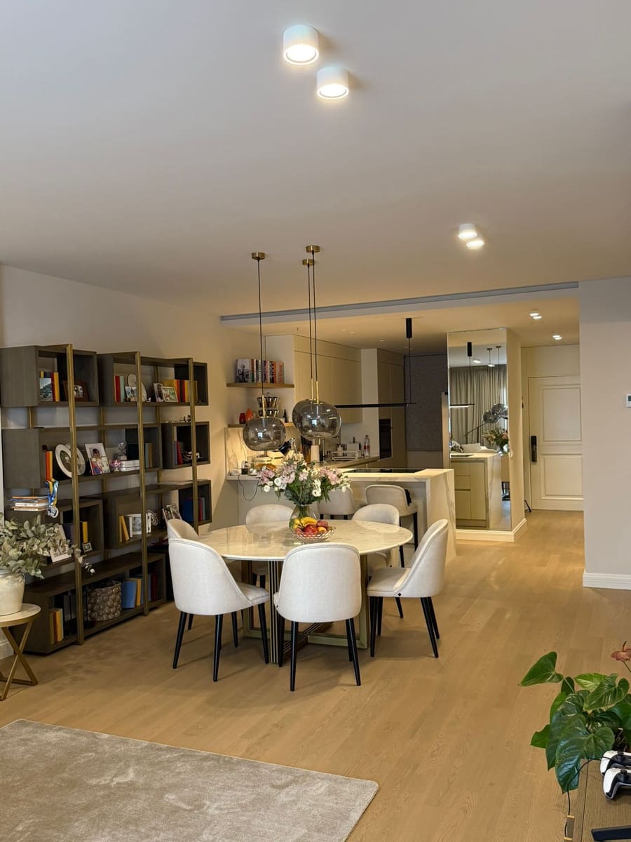 2 sovrum Lägenhet att hyra i Estepona med pool garage - 2 700 € (Ref: 9398021)