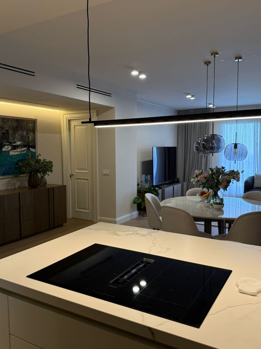 2 sovrum Lägenhet att hyra i Estepona med pool garage - 2 700 € (Ref: 9398021)