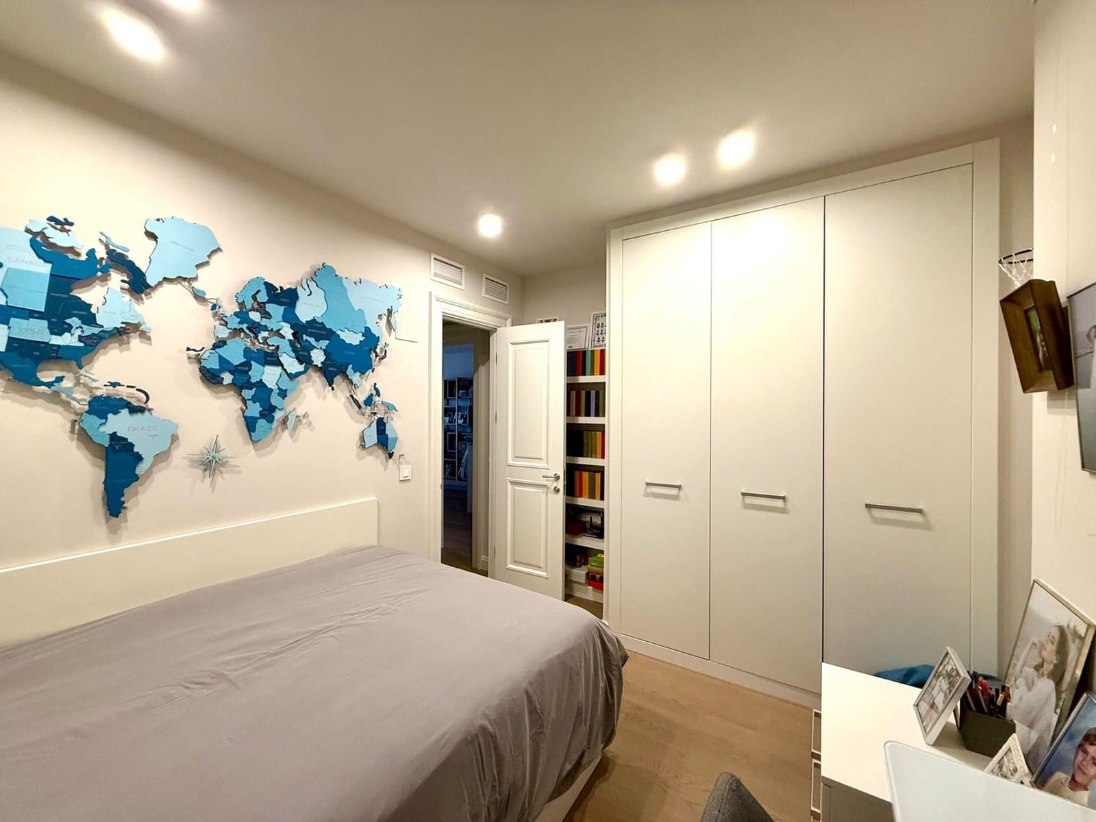 2 sovrum Lägenhet att hyra i Estepona med pool garage - 2 700 € (Ref: 9398021)