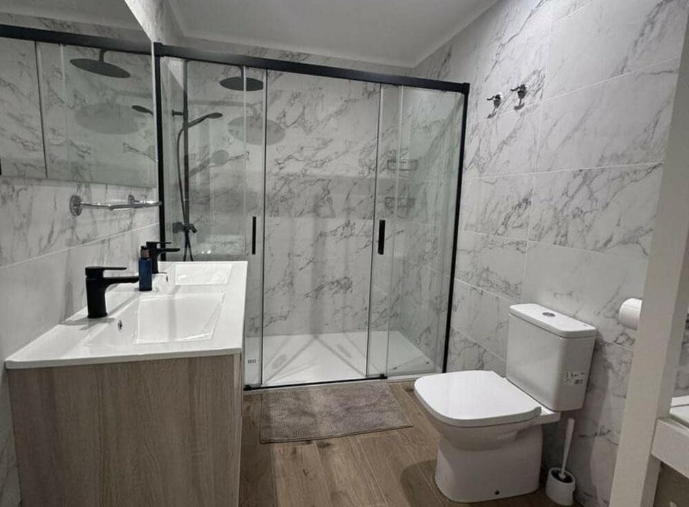 2 sovrum Lägenhet att hyra i Nueva Andalucia med pool garage - 2 300 € (Ref: 9398022)