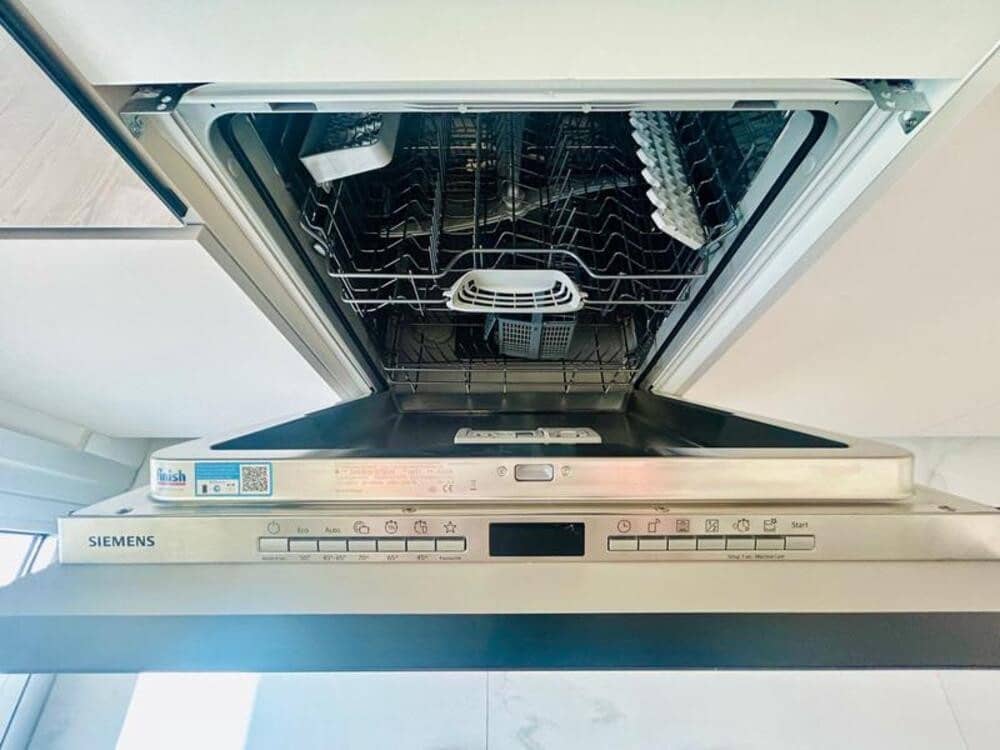 3 makuuhuone Huoneisto myytävänä paikassa San Pedro de Alcantara mukana uima-altaan 
autotalli - 665 000 € (Ref: 9398024)