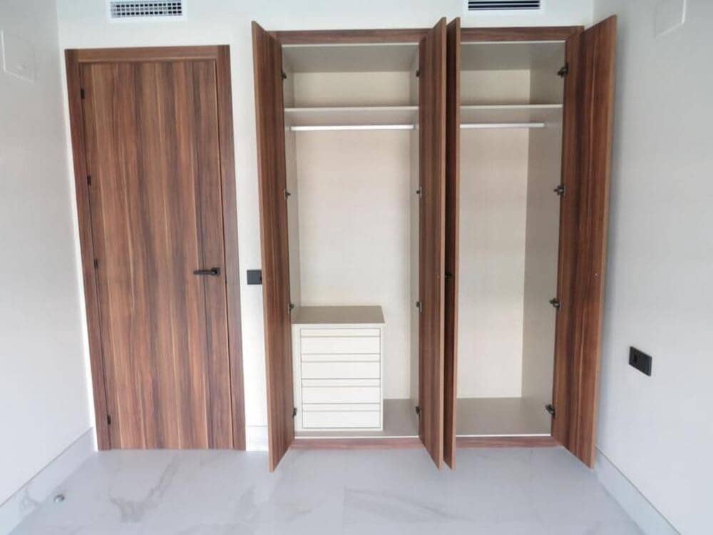 3 makuuhuone Huoneisto myytävänä paikassa San Pedro de Alcantara mukana uima-altaan 
autotalli - 665 000 € (Ref: 9398024)