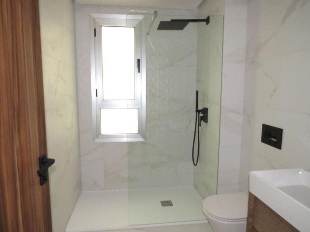 3 makuuhuone Huoneisto myytävänä paikassa San Pedro de Alcantara mukana uima-altaan 
autotalli - 665 000 € (Ref: 9398024)