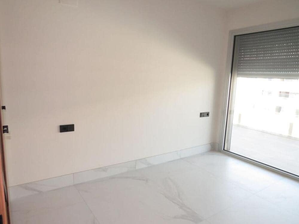 3 soverom Leilighet til salgs i San Pedro de Alcantara med svømmebasseng garasje - € 665 000 (Ref: 9398024)