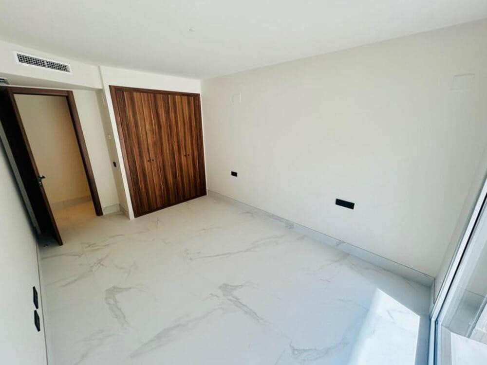 3 soverom Leilighet til salgs i San Pedro de Alcantara med svømmebasseng garasje - € 665 000 (Ref: 9398024)